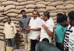 நெல் கொள்முதல் நிலையத்தில் ராகேஷ் எம்.எல்.ஏ., திடீர் ஆய்வு