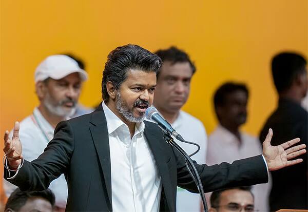 வெற்றியை வாரி வழங்கிய﻿ முதல்வர் விஜய்யின் ஸ்டார்ட் அப் பார்முலா