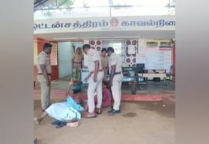 கருணை கொலை செய்ய அனுமதிக்க தரையில் உருண்டு போராடிய  தம்பதி
