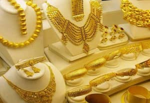 Gold sovereigns increase by Rs. 960