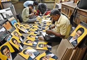 முதல்வர் போட்டோ தயாரிப்பு பணி விறுவிறு
