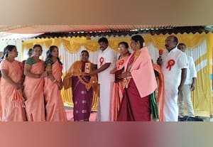  முன்னாள் மாணவர்கள் சந்திப்பு நினைவுகளை பகிர்ந்த எம்.எல்.ஏ.,