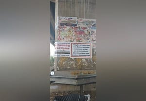  போஸ்டர்கள் ஒட்ட கட்டுப்பாடு தேவை விதிமுறை மீறலை தடுக்கணும்