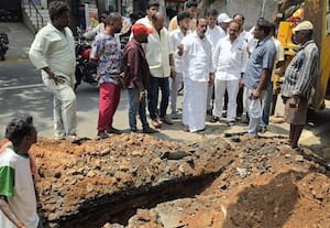  குடிநீர் குழாய் அமைக்கும் பணி எம்.எல்.ஏ., துவக்கி வைப்பு