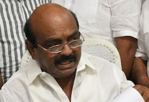  கட்சிக்கு முழுக்கு போட்ட தி.மு.க., மாவட்ட செயலர் தலைமைக்கு எதிராக புகார்