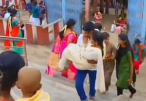  பழநி கோயில் படியில் பெண்ணை துாக்கி 'ரீல்ஸ்'