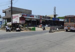  வேகத்தடை அமைக்கப்படாததால் விபத்தில் சிக்கும் வாகன ஓட்டிகள்
