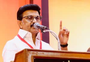  தமிழகத்தில் நடந்திருப்பது சினிமா சுனாமி!