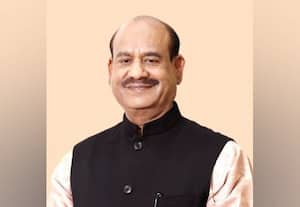 உயர் அதிகாரிகளுக்கு இனி மின்சார வாகனங்கள் புதிய மாற்றம் ! லோக்சபா சபாநாயகர் ஓம் பிர்லா அதிரடி உத்தரவு