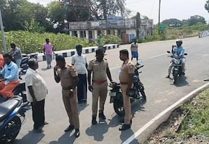  ஓட ஓட விரட்டி இளைஞருக்கு வெட்டு பட்டப்பகலில் மதுராந்தகத்தில் பயங்கரம்
