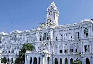  சாலையோரக் கடைகளை முறைப்படுத்த மாநகராட்சி கமிஷனரிடம் வியாபாரிகள் மனு