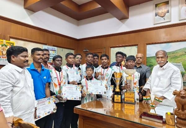Latest Tamil News