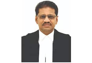  பணி ஓய்வு பெற்றார் நீதிபதி சுரேஷ்குமார்