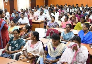  மக்கள் தொகை கணக்கெடுப்பு அதிகாரிகளுக்கு தலா 800 வீடு