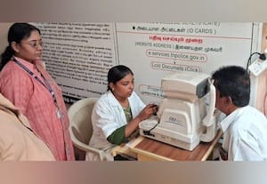  பள்ளி பஸ் டிரைவர்கள் 15 பேருக்கு கண்புரை