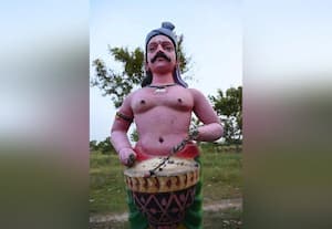  கோவில் சிலைகள் உடைத்து சேதம்