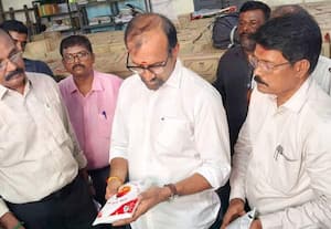 ரேஷன் பொருட்களை பதுக்கினால் கடும் நடவடிக்கை: அமைச்சர் எச்சரிக்கை