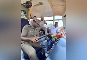  பள்ளி, கல்லுாரி வாகனங்கள் போக்குவரத்து அதிகாரிகள் ஆய்வு