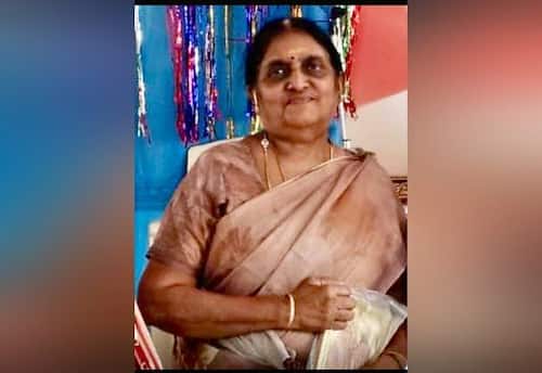 தமிழ் வளர்க்கும் ஆசிரியை!