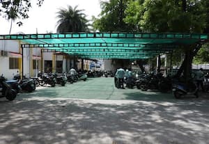  காஞ்சி மாநகராட்சி அலுவலக வளாகத்தில் 'பார்க்கிங்' இடத்தில் பசுமை பந்தல் அமைப்பு