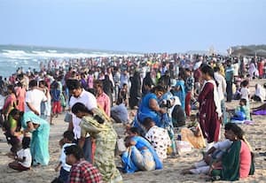  கோடை வெயில் தாக்கம் அதிகரிப்பு சில்வர் பீச்சில் குவிந்த மக்கள்