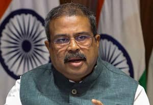 சிபிஎஸ்இ விடைத்தாள் சர்ச்சை விவகாரம்; விளக்கம்  கோரியது மத்திய அரசு