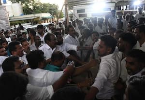 துரோகி என எழுந்த கோஷம்; அ.தி.மு.க.,வினர் மோதல்