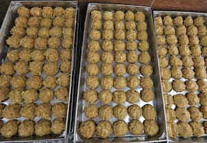 திருப்பதி கோவிலில் மே மாதத்தில் 1.21 கோடி லட்டு விற்பனை