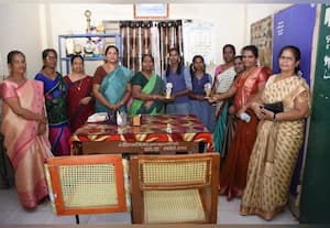  அரசு பள்ளி மாணவிகளுக்கு காமராஜர் விருது