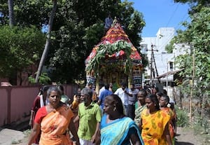  ராஜகோபால சுவாமி கோவில் தேரோட்டம்