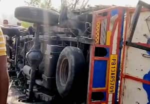 9 killed in pickup truck-lorry collision in Punjab