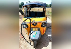  ஷேர் ஆட்டோ கவிழ்ந்து 4 பெண்கள் படுகாயம்