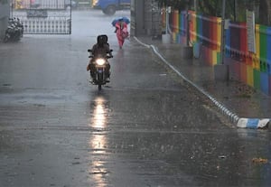 அதிக மழைப்பொழிவு எங்கே?