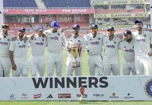 இந்திய அணிக்கு இமாலய வெற்றி: 'சுழலில்' சுருண்டது ஆப்கன்