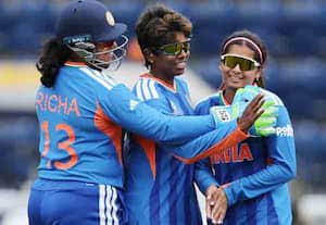 இந்திய பெண்கள் அணி அசத்தல்: 'டி-20' உலக கோப்பை பயிற்சி போட்டியில்