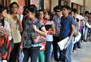 நீட் தேர்வு ரத்து: மருத்துவமா? பொறியியலா?; கவுன்சிலிங்கில் பங்கேற்கும் மாணவர்கள் தடுமாற்றம்