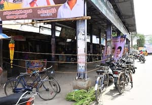  வளவனுார் பயணிகள் நிழற்குடையில் இருசக்கர வாகனங்கள் நிறுத்த தடை