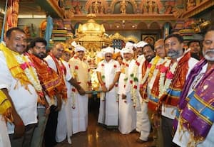  மணக்குள விநாயகர் கோவிலில் பா.ஜ.,வினர் தங்கத் தேர் இழுத்தனர்