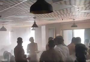 முதல்வர் விஜய் தங்கியிருந்த டில்லி தமிழ்நாடு அரசு இல்லத்தில் தீ விபத்து
