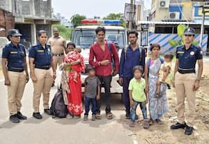 பரிதவித்த வடமாநில குடும்பம்; வழிகாட்டிய சிங்கப்பெண் படை