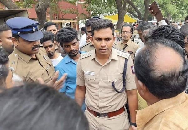 Latest Tamil News