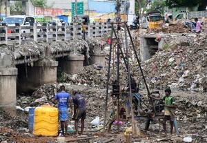  சங்கனுார் பள்ளத்தின் குறுக்கே ரூ.15.96 கோடியில் புது பாலம்