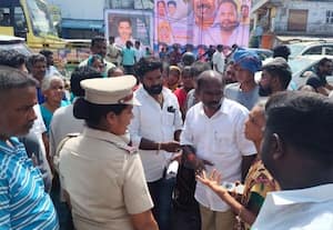 கிருமாம்பாக்கத்தில் ஆக்கிரமிப்புகளை அகற்ற கோரி பொது மக்கள் சாலை மறியல்