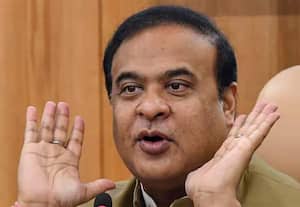 அசாமில் 18 வயதுக்கு மேற்பட்டோருக்கு இனி ஆதார் அட்டை கிடையாது; சட்டவிரோத குடியேற்றத்தை தடுக்க நடவடிக்கை