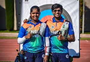 வில்வித்தையில் இந்தியாவுக்கு தங்கம்: கலப்பு இரட்டையரில் சாதனை