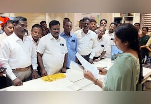  மூடப்பட்ட சமூக நீதி விடுதிகளை மீண்டும் திறக்க வலியுறுத்தி மனு