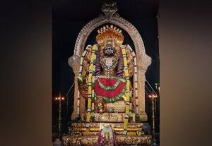  அதர்வண பத்ரகாளி பீடத்தில் நிகும்பலா யாகம்