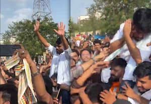 காக்ரோச் ஜனதா கட்சி நிறுவனர் அபிஜித் திப்கேவுக்கு 'பளார்'; போராட்டத்தின் போது பரபரப்பு