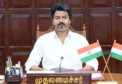 பள்ளி மாணவர்களிடம் ரூ.பல கோடி வினாத்தாள் கட்டணம் வசூல்; கமிஷனுக்கான நடைமுறையை ரத்து செய்வாரா முதல்வர் விஜய்