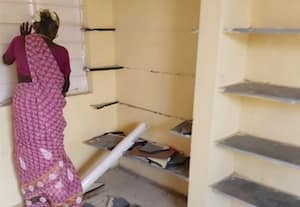  நரிக்குடி பனைக்குடியில் அரசு கட்டடங்களில் பொருட்களை சேதப்படுத்தும் மர்ம நபர்கள்